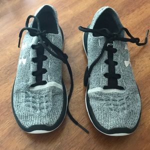 Under Armour tennis shoes